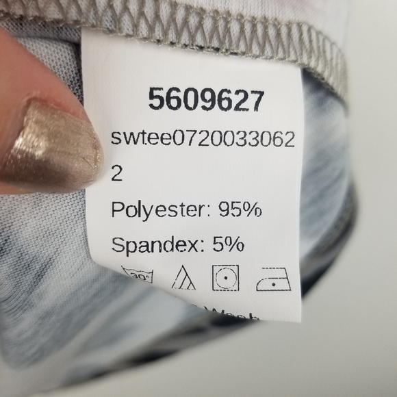 Shein Rhinestone Red Lip Leopard Tee - Picture 8 of 8